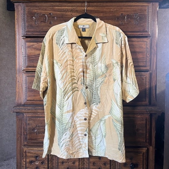 Tommy Bahama Leaf Print Button-Up Shirt - Picture 1 of 5